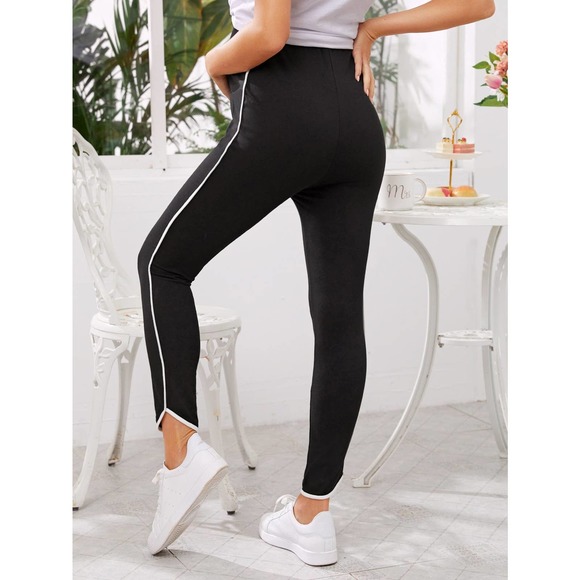Maternity Contrast Binding Curved Hem Leggings - Picture 2 of 5
